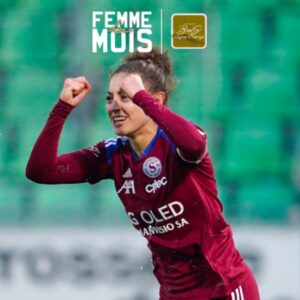 ELODIE NAKKACH