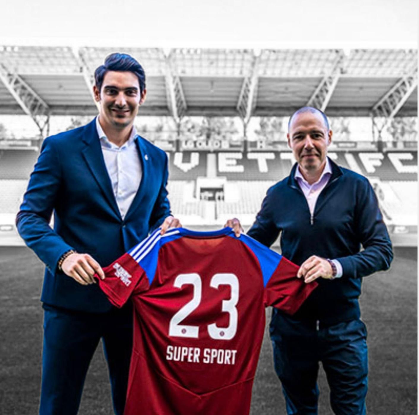 servette-shirt Super Sport est désormais sponsor de l'équipe féminine de football du Servette